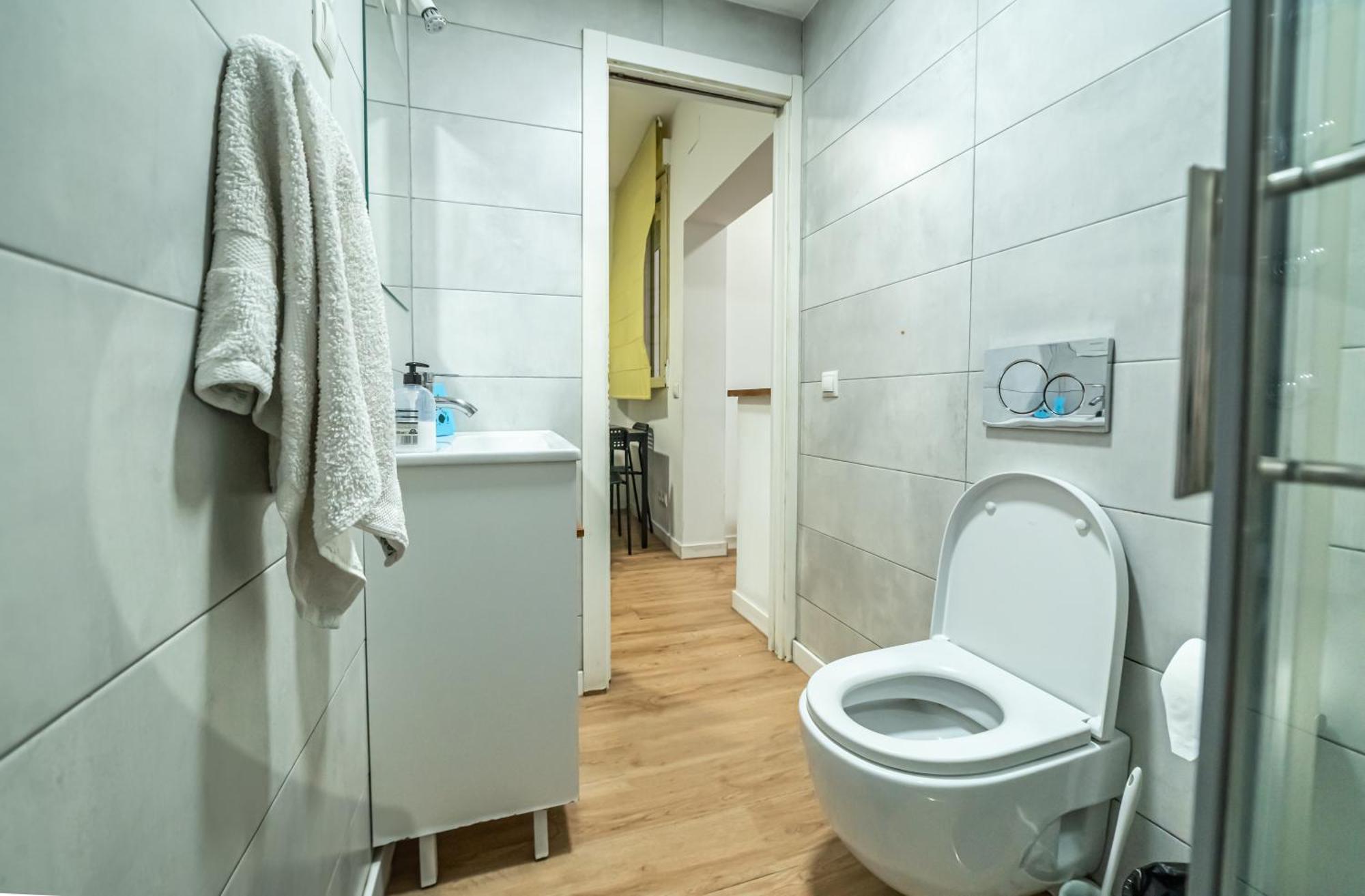 New Flat , Modern , Wifi, 10Min Sol, 5 Reina Sofia Apartment Мадрид Екстериор снимка
