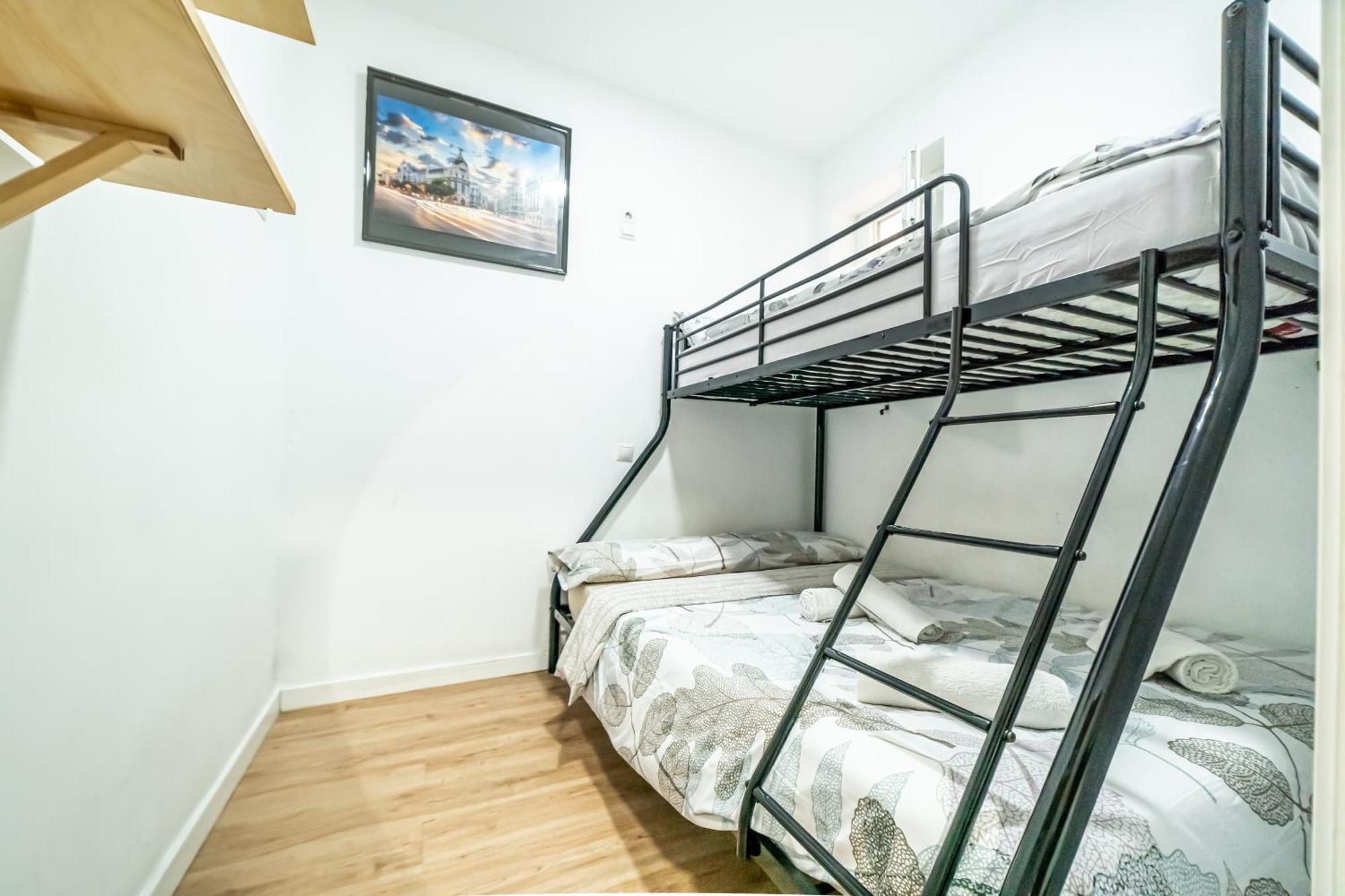 New Flat , Modern , Wifi, 10Min Sol, 5 Reina Sofia Apartment Мадрид Екстериор снимка