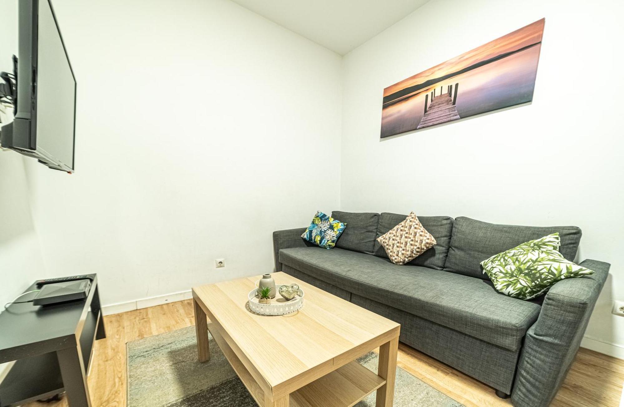 New Flat , Modern , Wifi, 10Min Sol, 5 Reina Sofia Apartment Мадрид Екстериор снимка