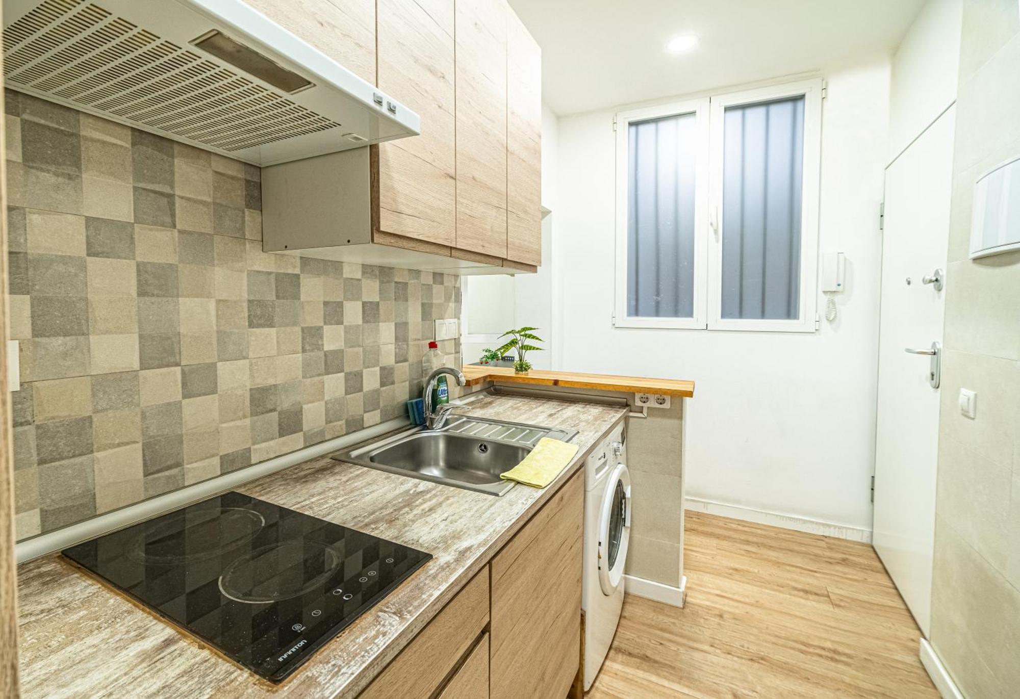 New Flat , Modern , Wifi, 10Min Sol, 5 Reina Sofia Apartment Мадрид Екстериор снимка